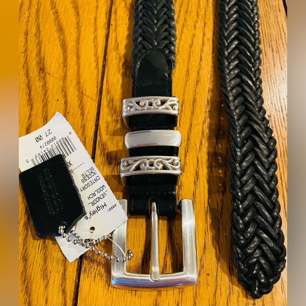 NWT WOOLRICH Women’s black leather braided belt, size XL, silver hardware